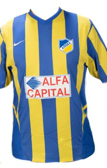 ΑΠΟΕΛ 2004-05