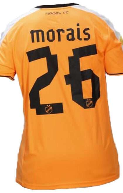 Πίσω όψη εμφάνισης ΑΠΟΕΛ 2013-14